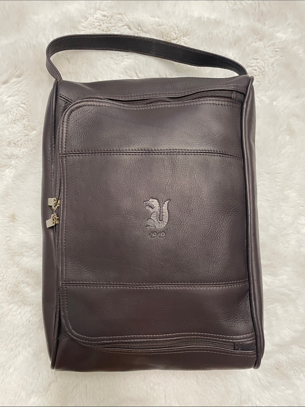 Links & Kings Leather Men's Travel Caddy in Dark Brown 
Like new